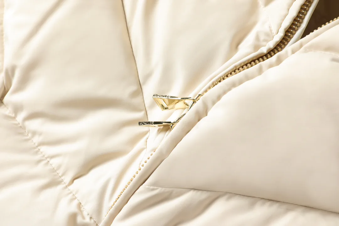 Куртки И Пуховики Женские Moncler 739799