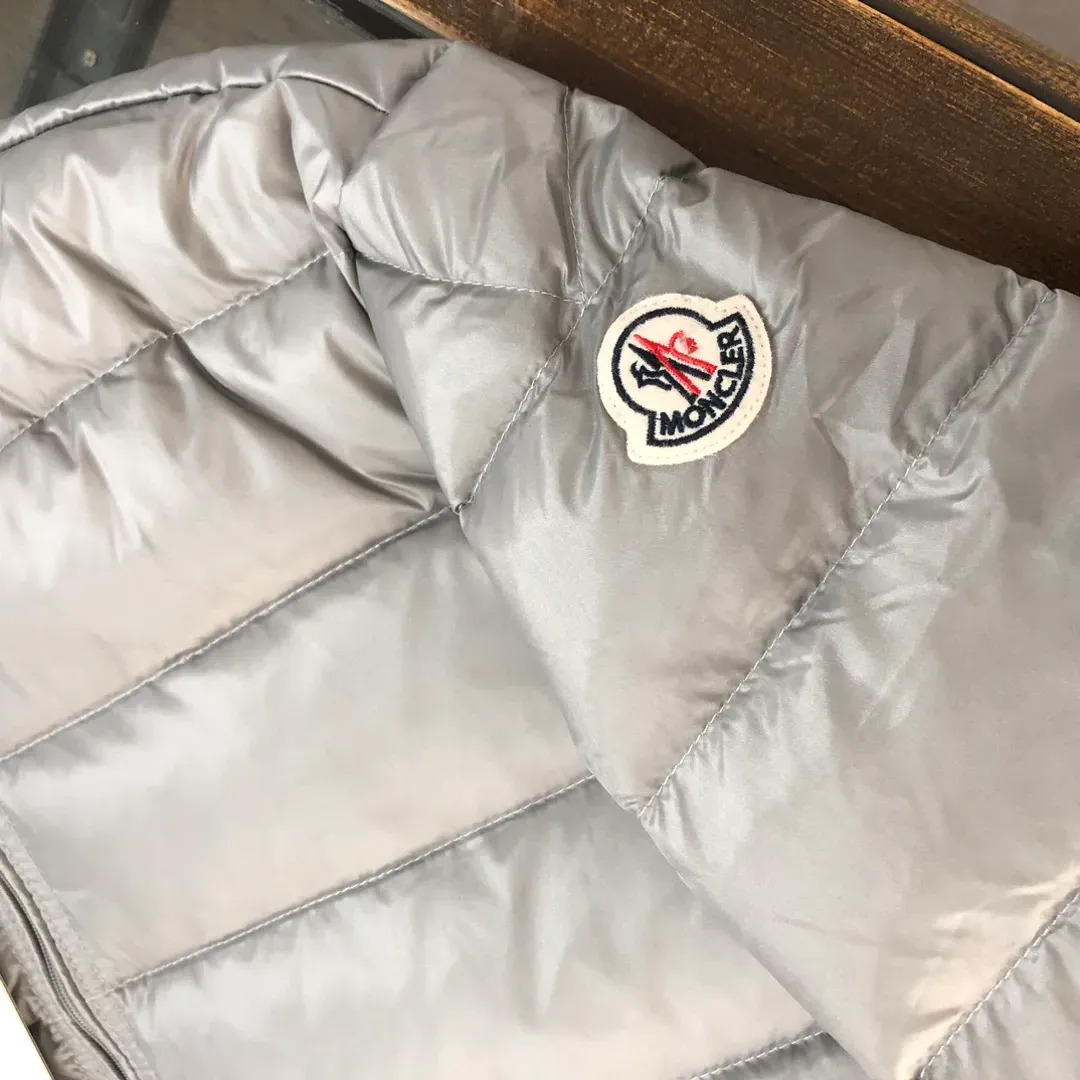Куртки И Пуховики Мужские Moncler 552320
