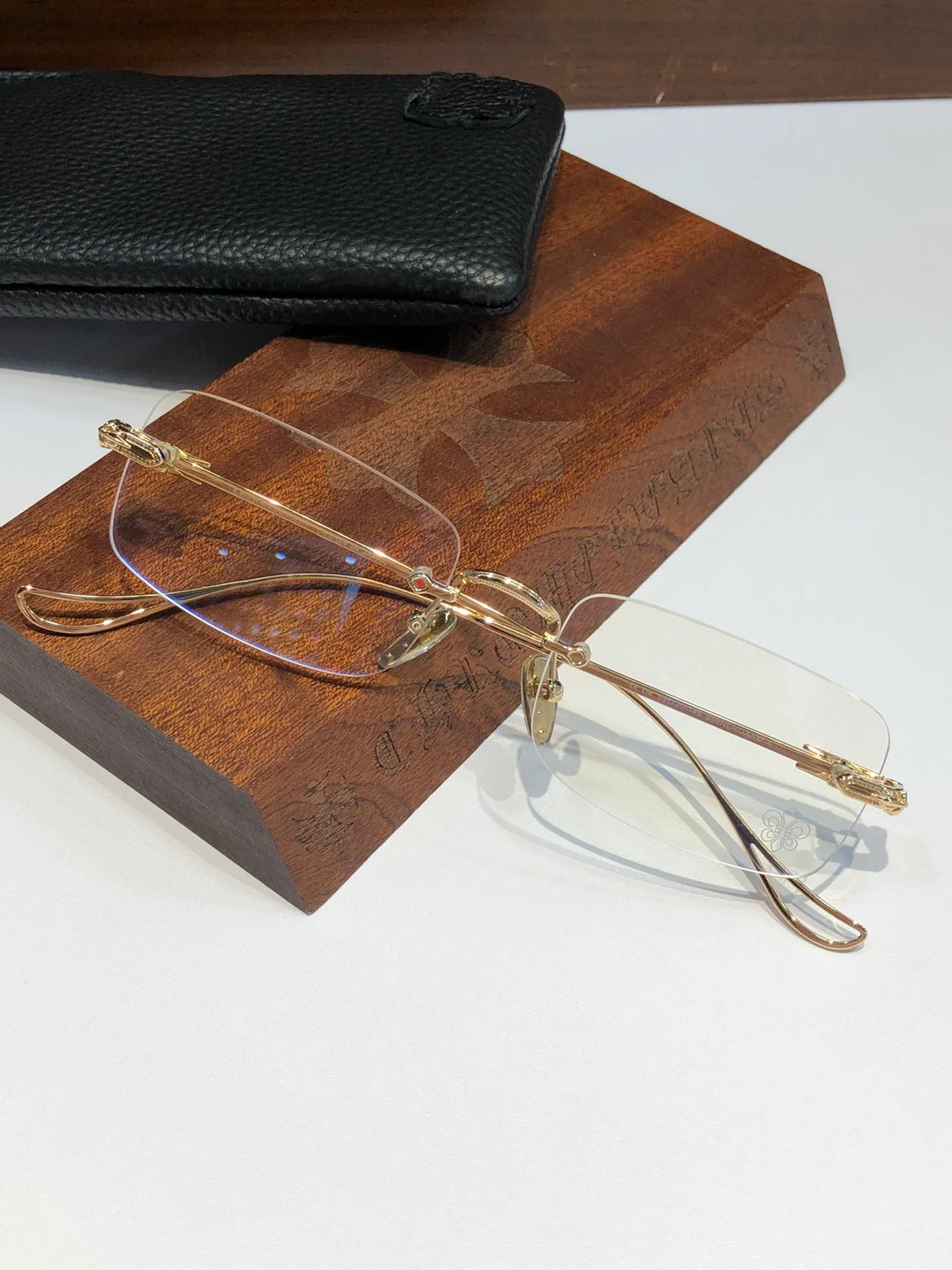 Очки Chrome Hearts 1425432