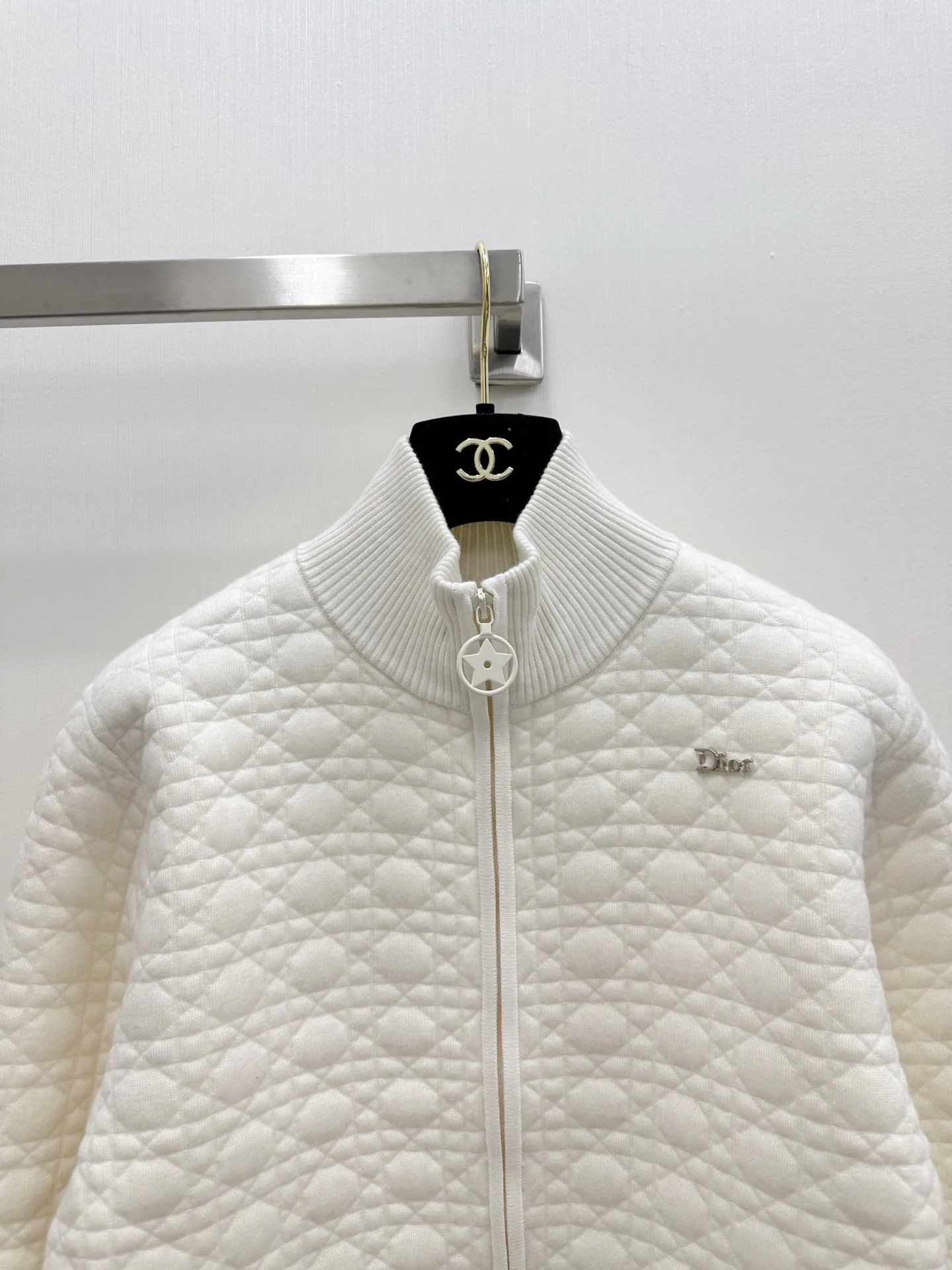 Куртки И Пуховики Женские Christian Dior 18761628