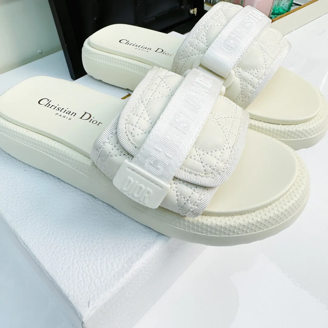 Шлепанцы Женские Christian Dior 13311