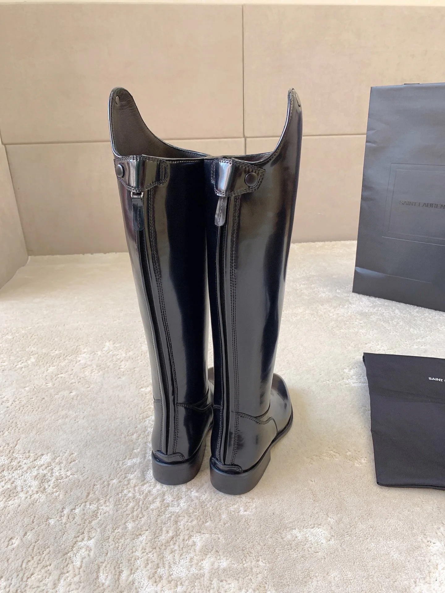 Сапоги Женские Saint Laurent 689861