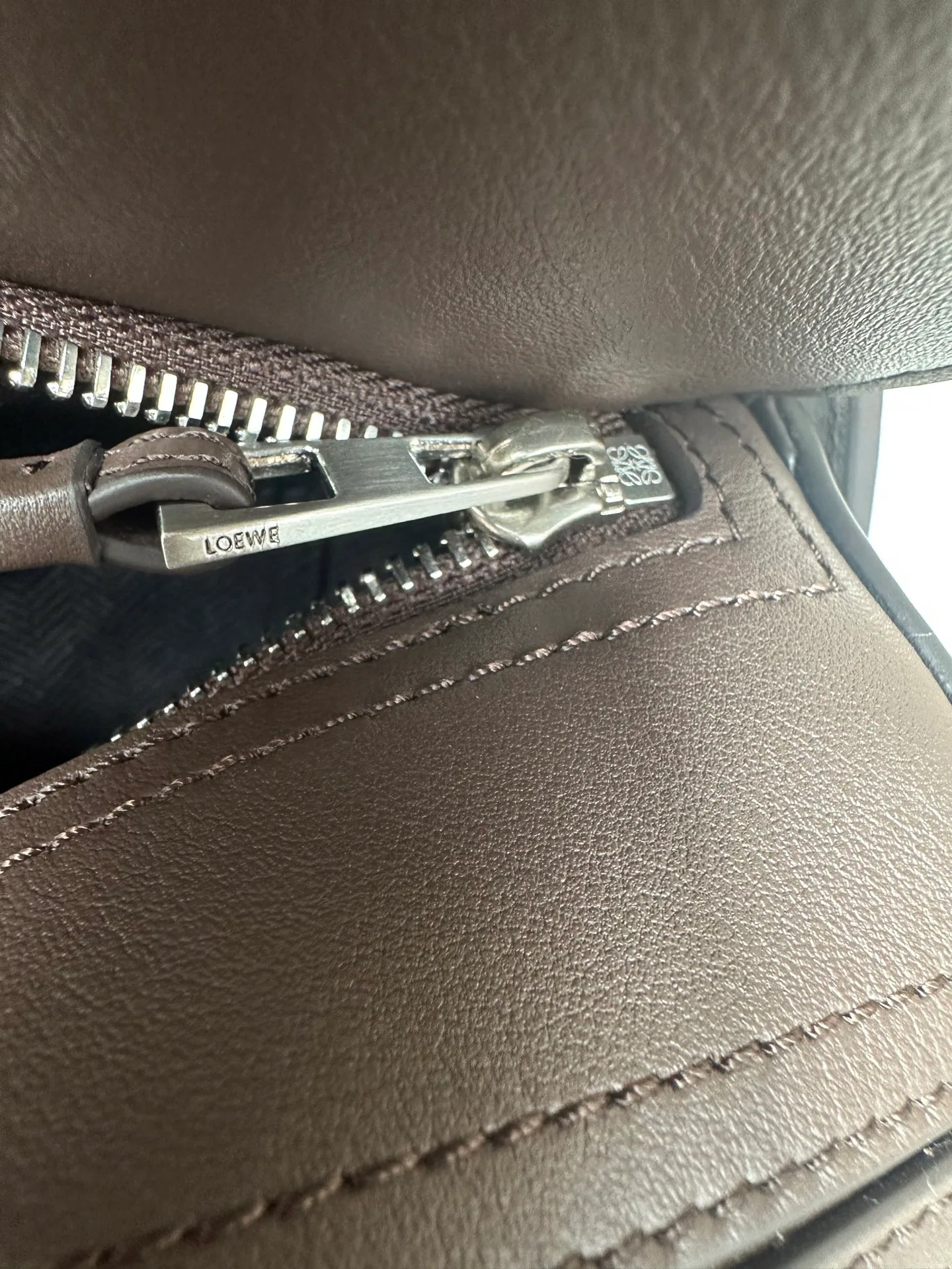 Классические Сумки Женские Loewe 17807809