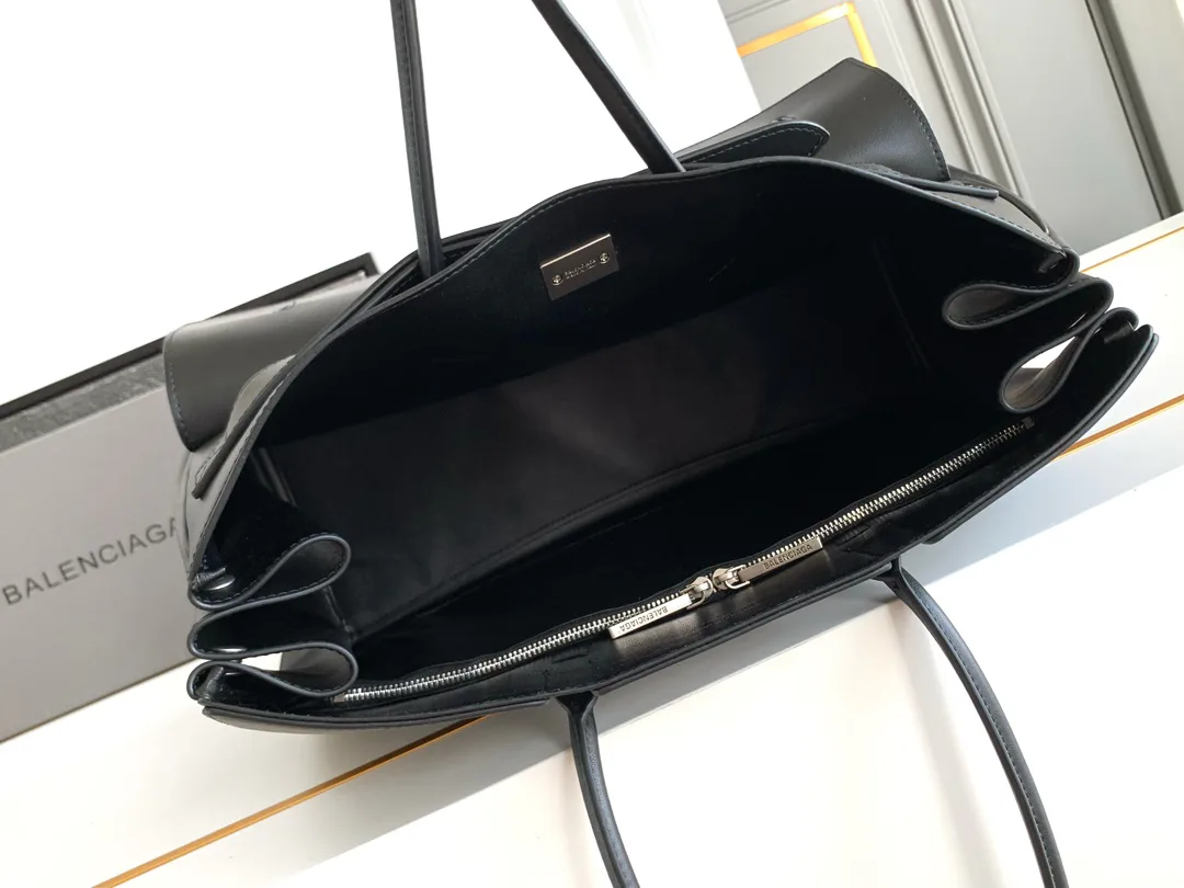 Классические Сумки Женские Balenciaga 84616