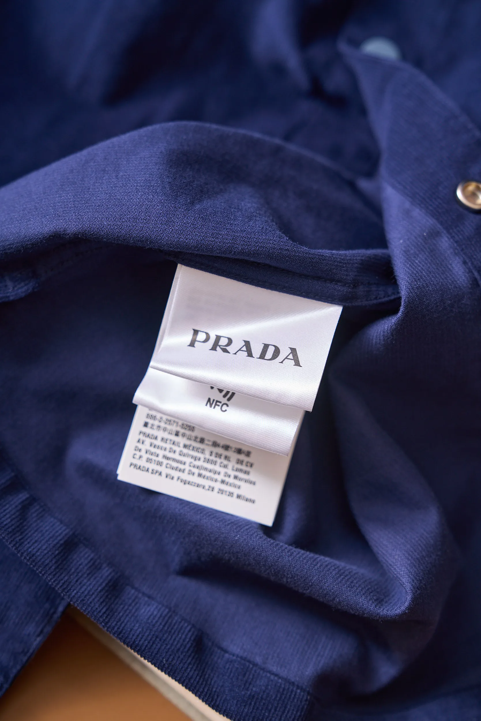 Рубашки Мужские Prada 18321330