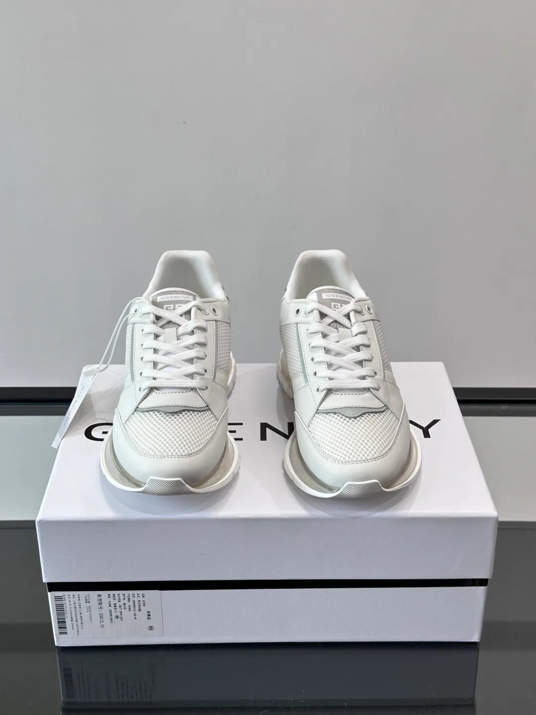 Кроссовки Мужские Givenchy 13553746