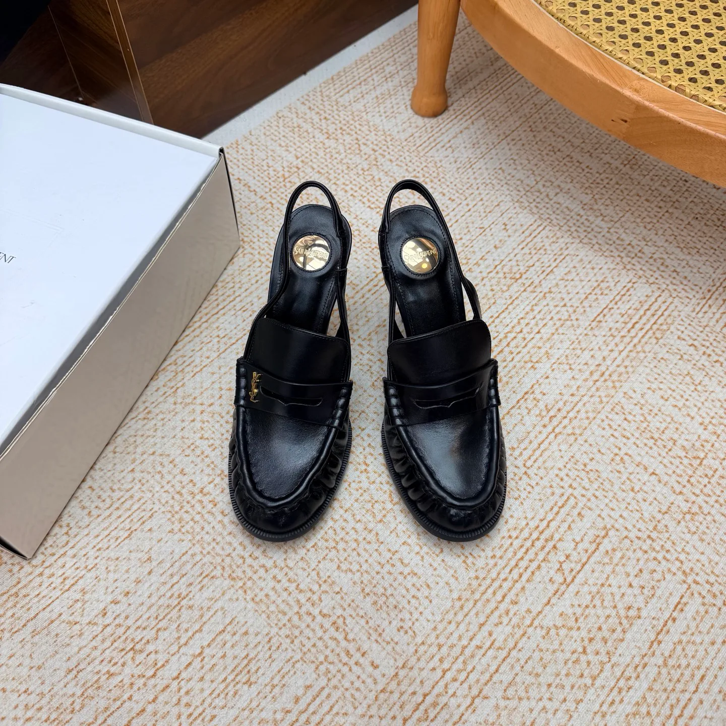 Лоферы И Мокасины Женские Saint Laurent 19080224