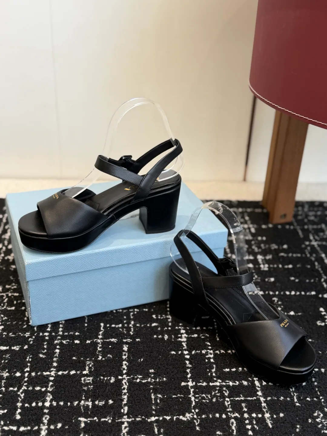 Босоножки Женские Prada 1262110