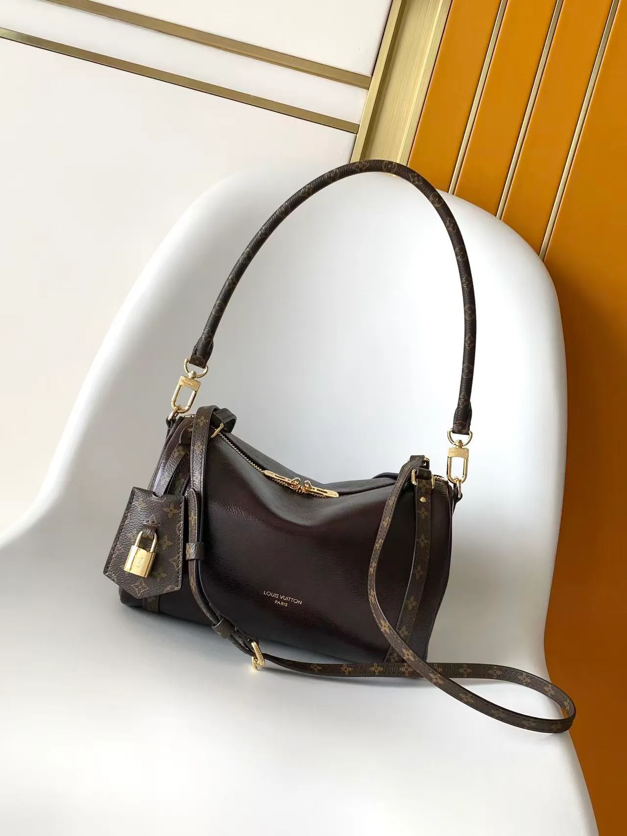Классические Сумки Женские Louis Vuitton 17813548