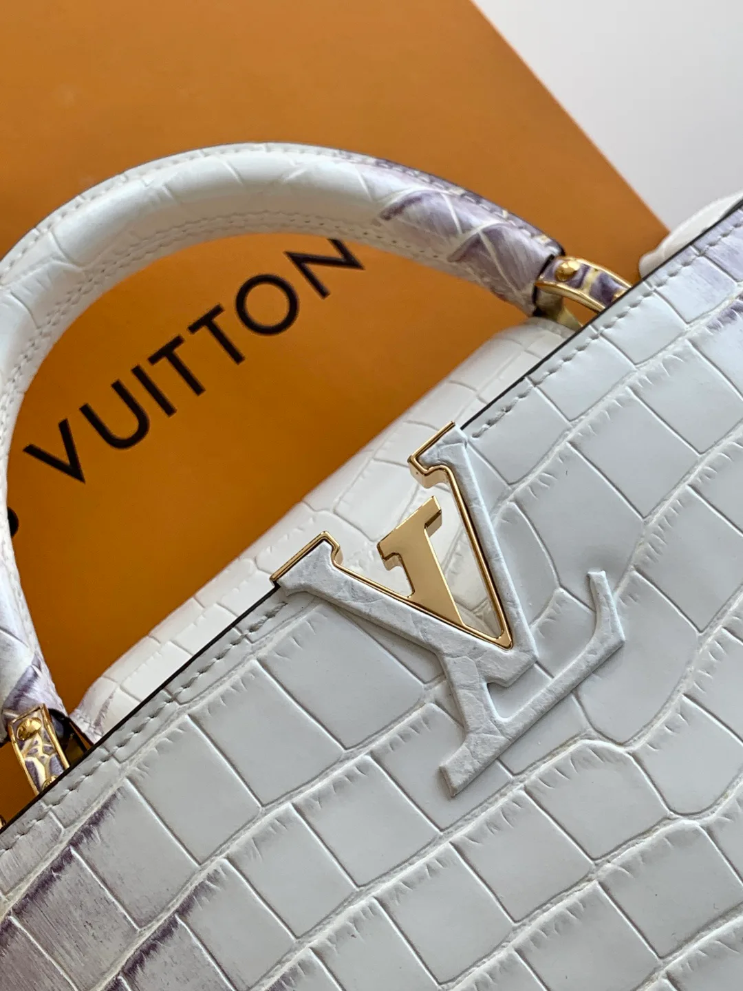 Клатчи Женские Louis Vuitton 1882118