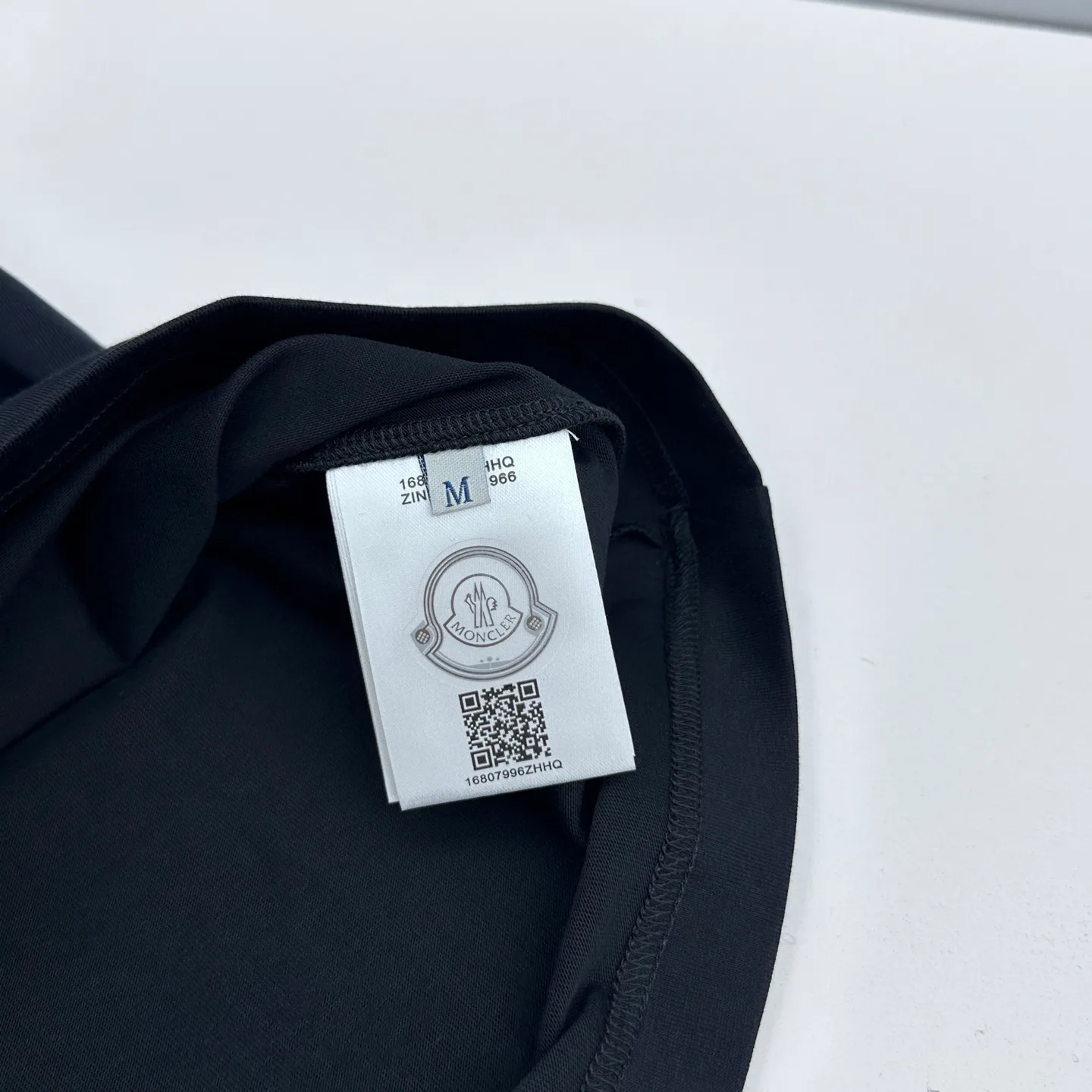 Футболки Женские Moncler 5415060
