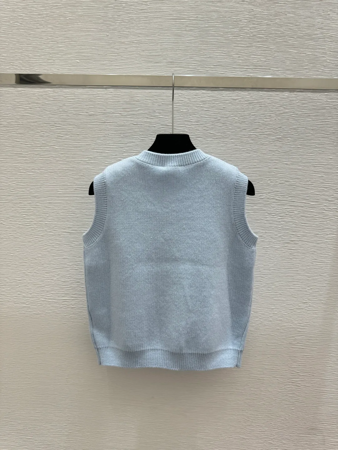 Жилеты Женские Chanel 11697176