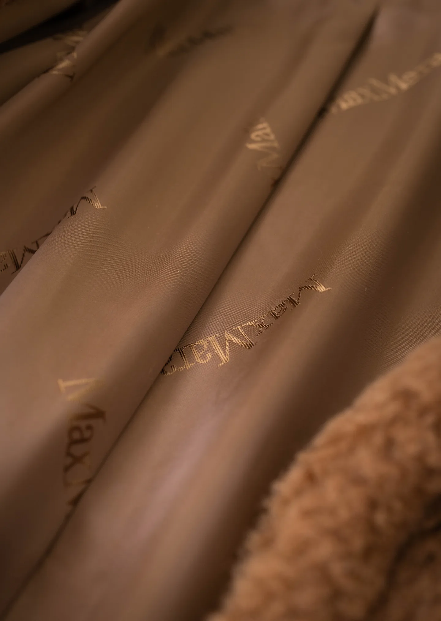 Пальто Женские Max Mara 18728328