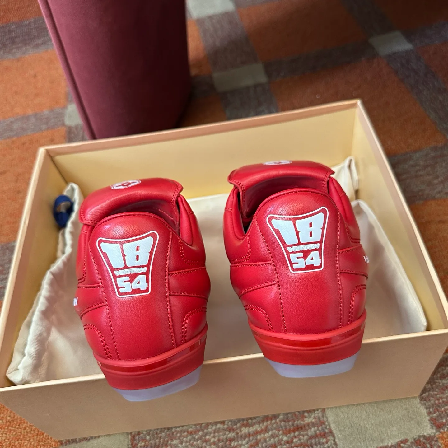 Кроссовки Женские Louis Vuitton 20594