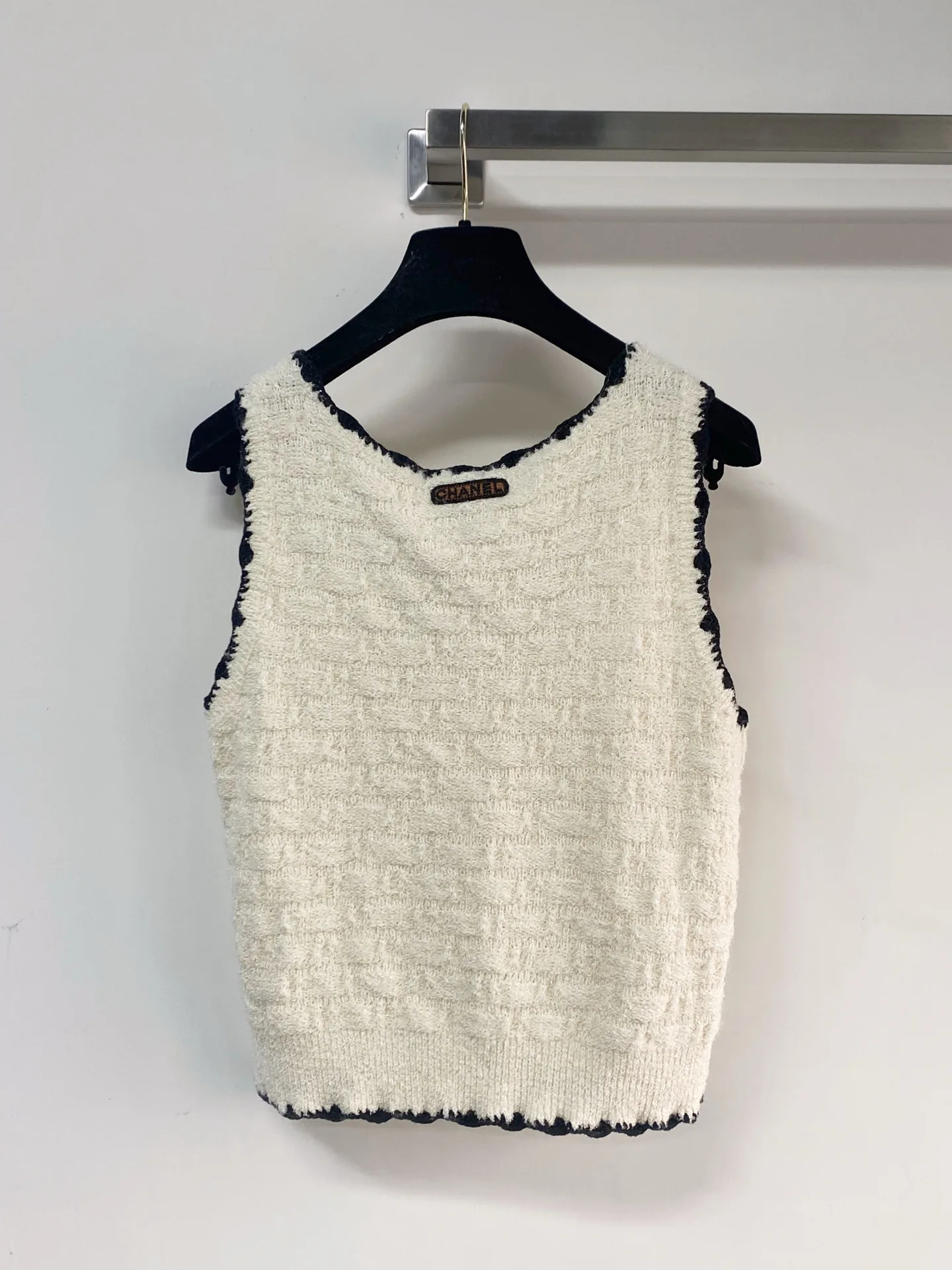 Жилеты Женские Chanel 11681713