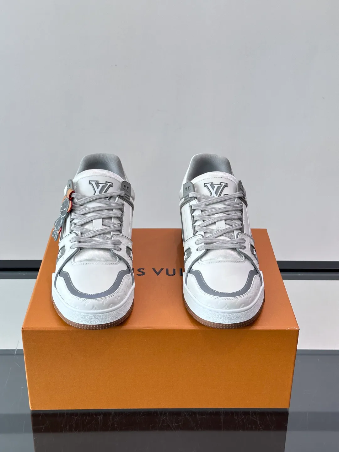 Кроссовки Мужские Louis Vuitton 17982456