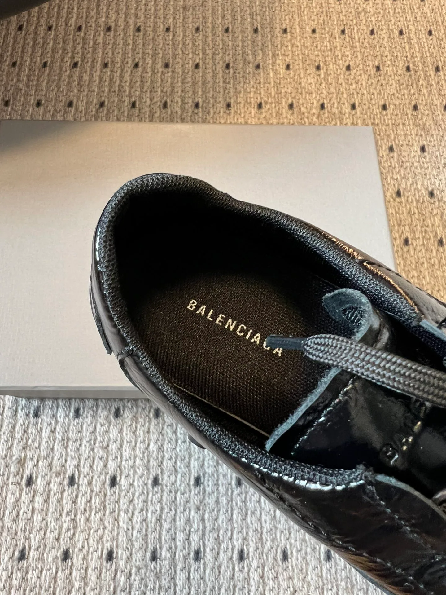 Кроссовки Женские Balenciaga 422333