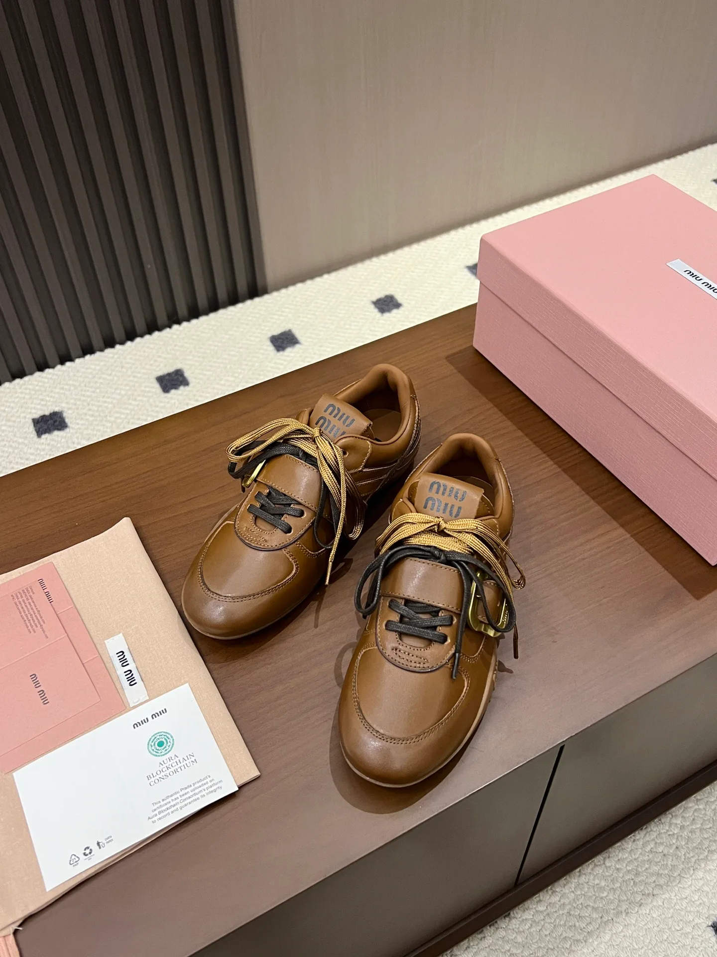 Кроссовки Женские Miu Miu 17968594
