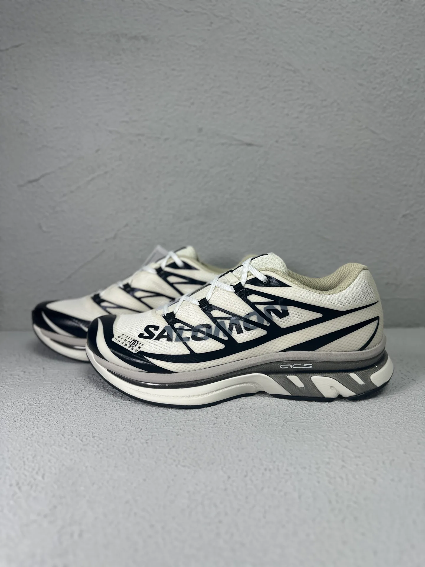 Кроссовки Женские Maison Margiela 13438079