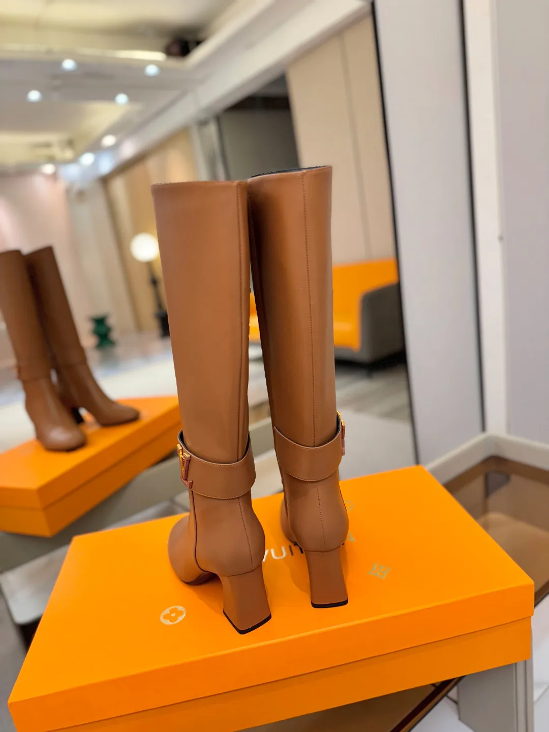 Сапоги Женские Louis Vuitton 520237