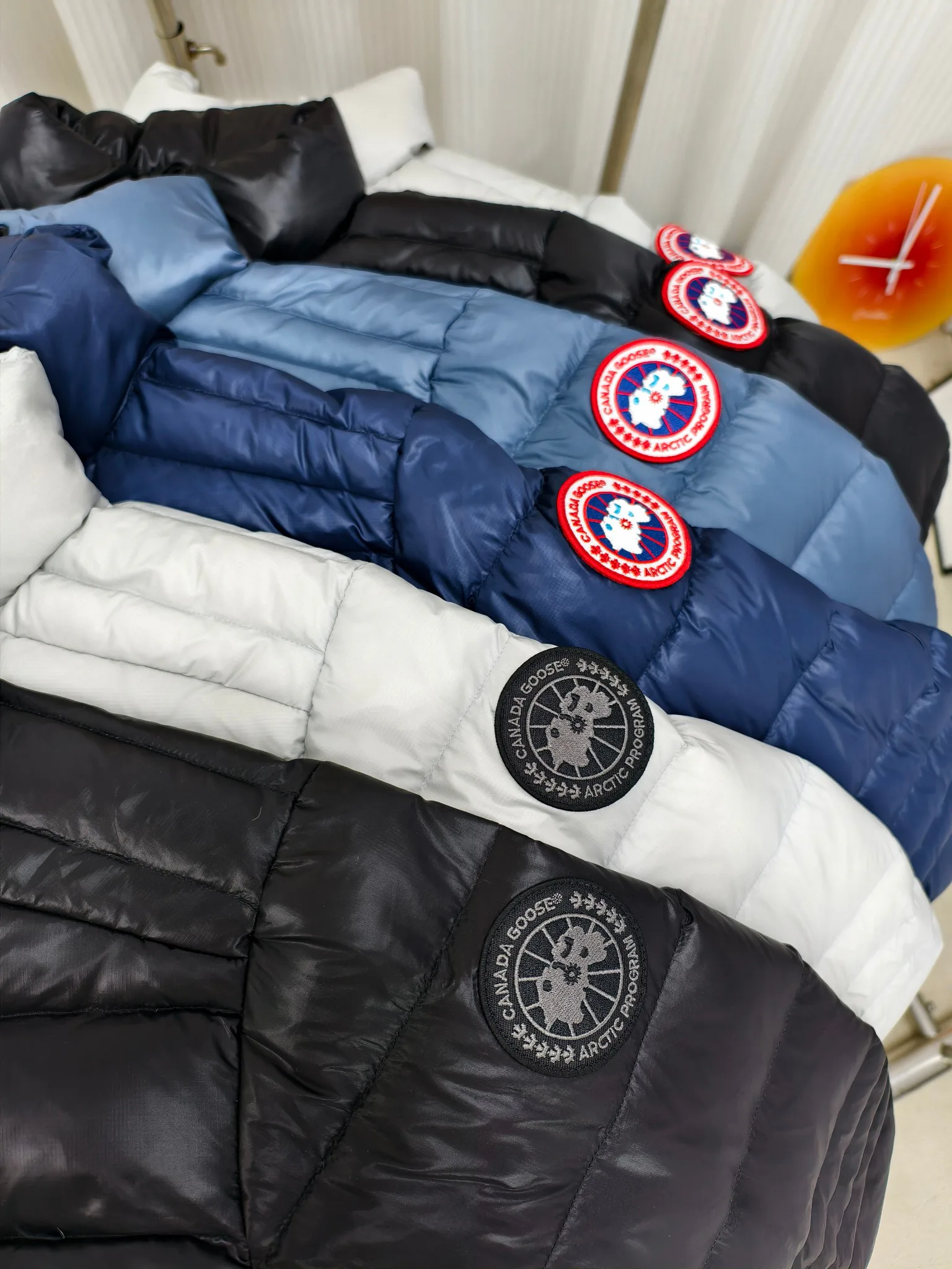 Куртки И Пуховики Женские Canada Goose 18926097