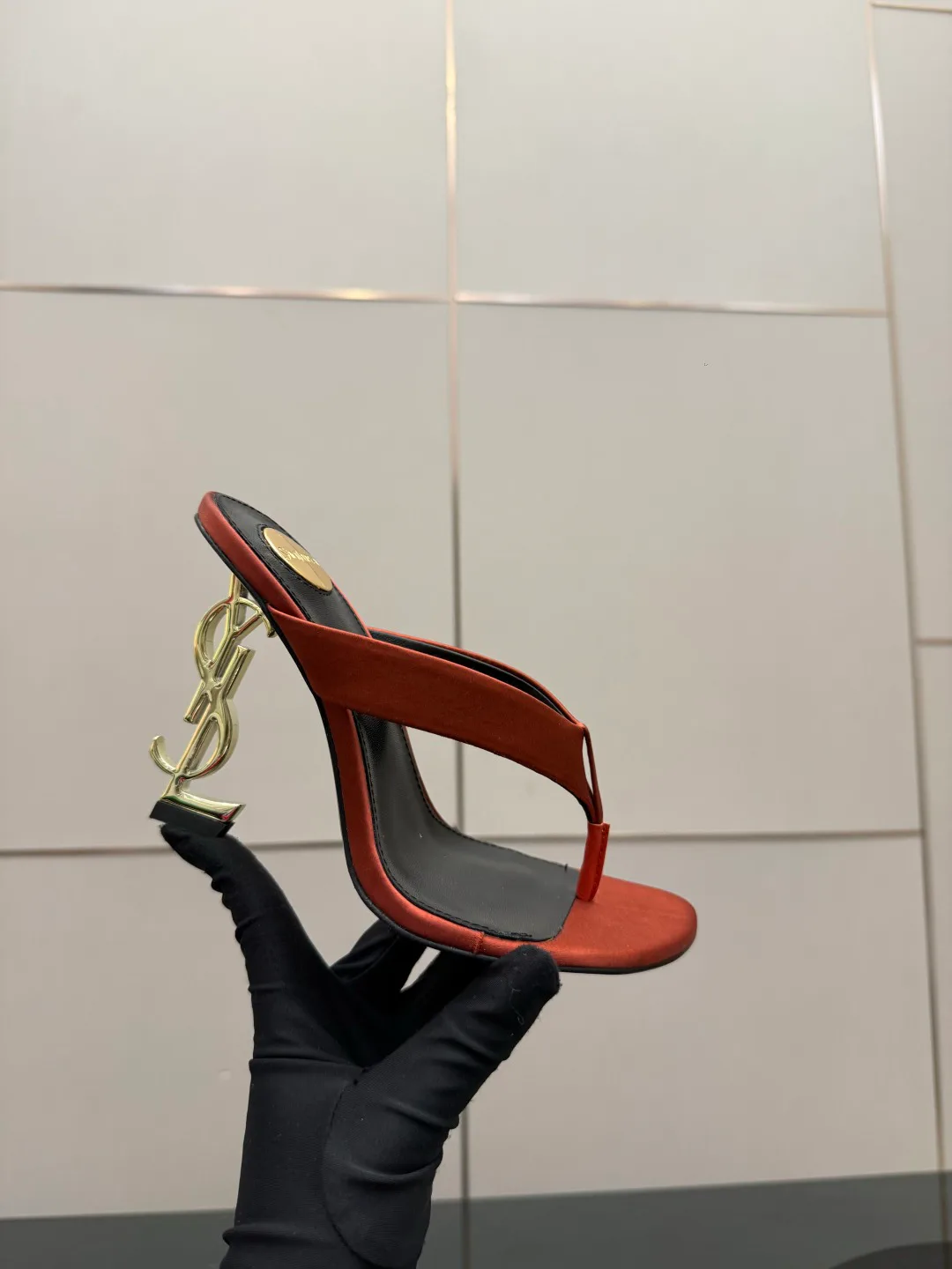 Босоножки Женские Saint Laurent 9632689