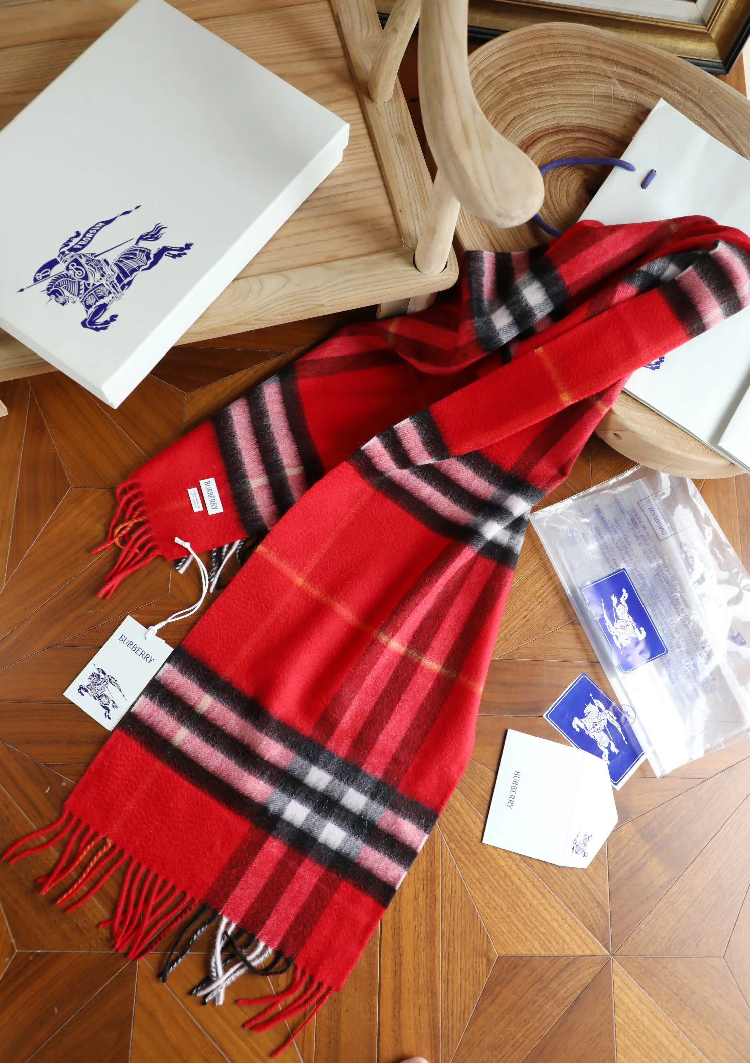 Шарфы Burberry 5073829