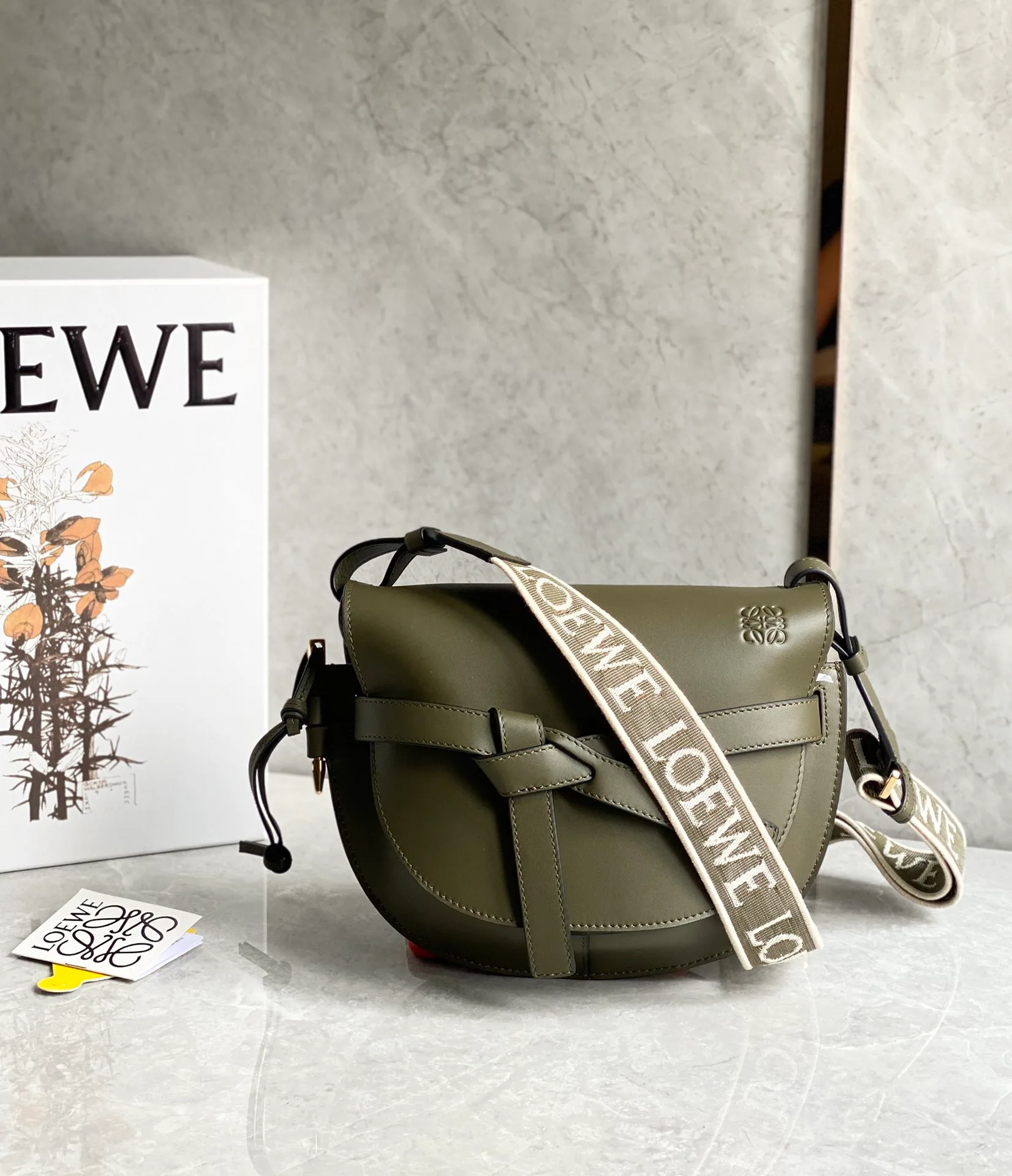 Сумки На Ремне Женские Loewe 11402884