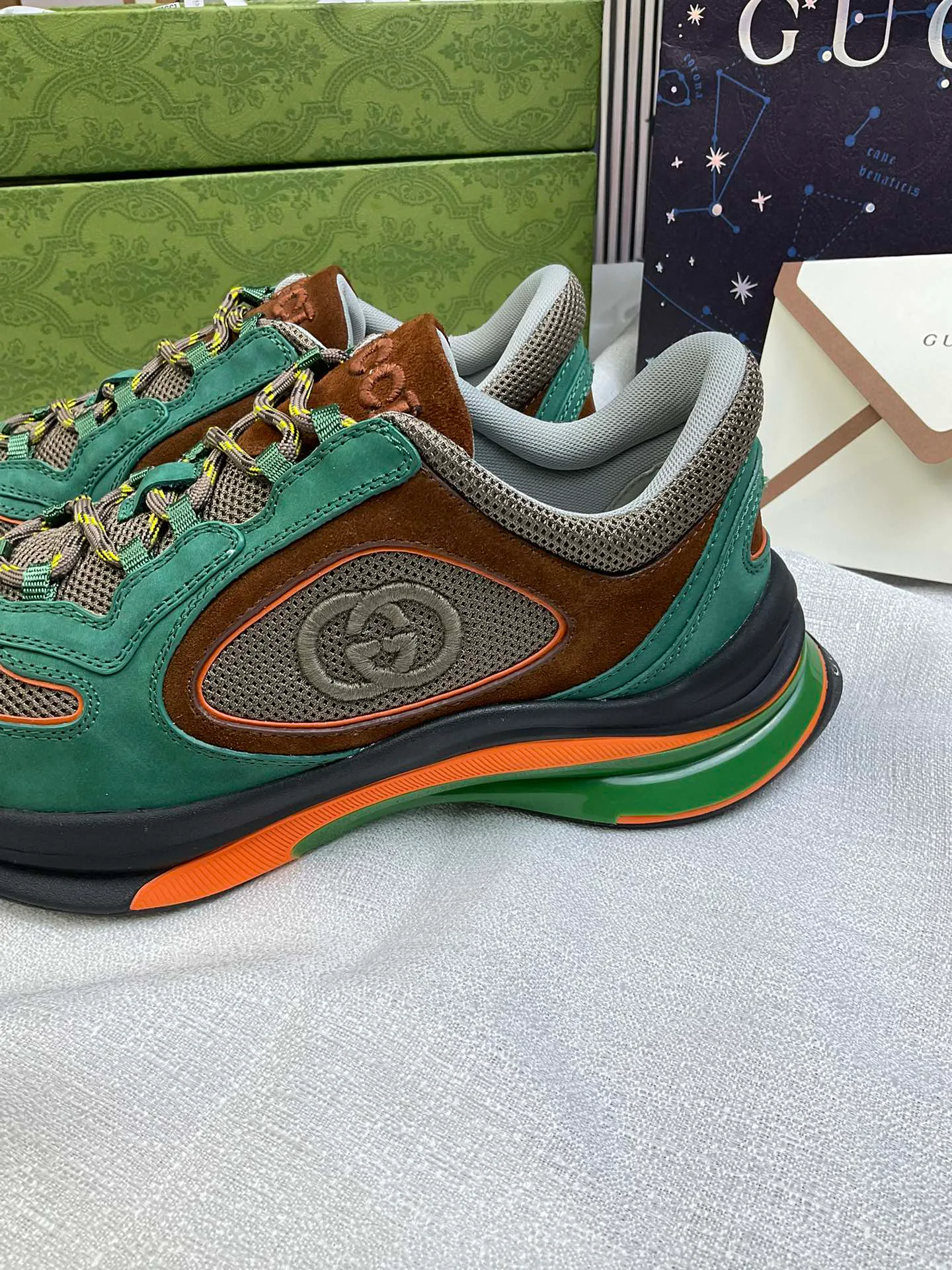 Кроссовки Мужские Gucci 5120054