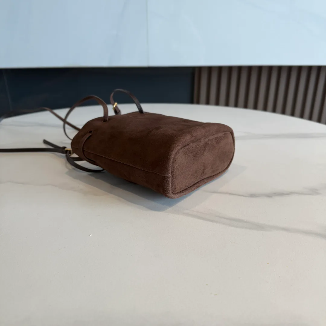 Сумки На Ремне Женские Miu Miu 111375