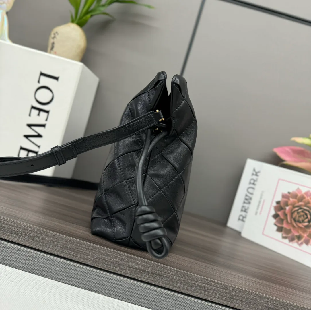 Клатчи Женские Loewe 617181