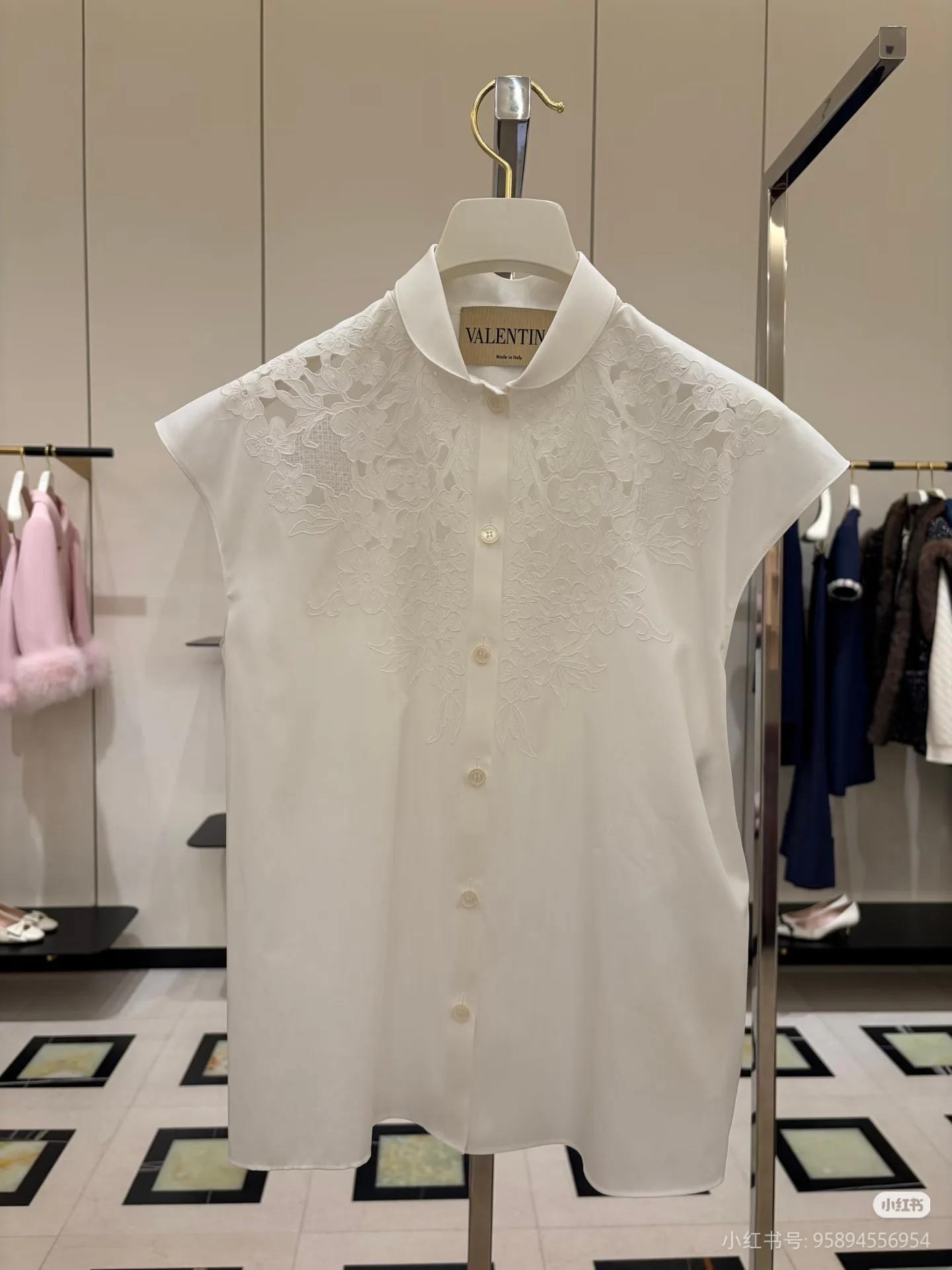 Рубашки Женские Vetements 12640571