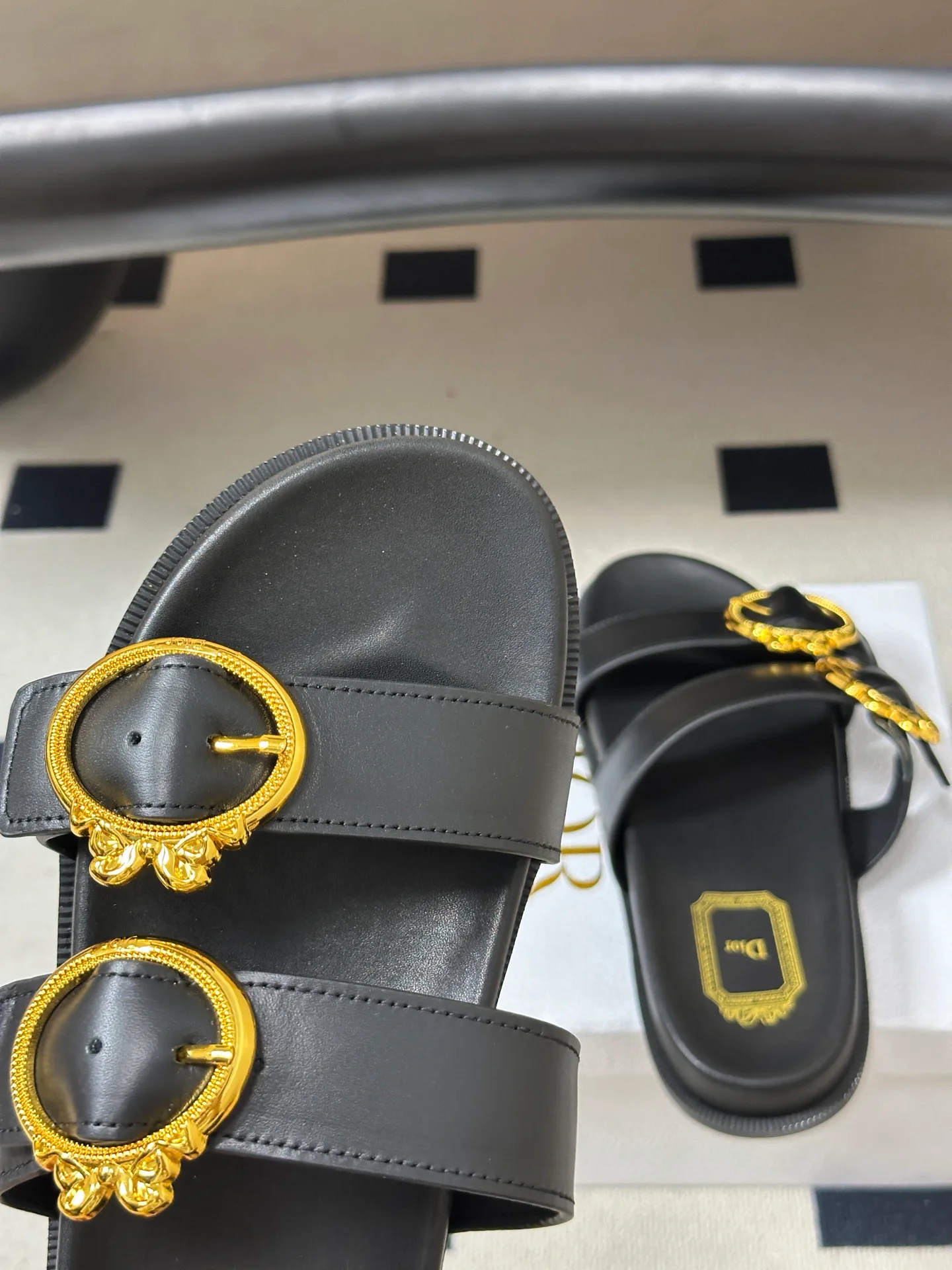 Шлепанцы Женские Christian Dior 18049371