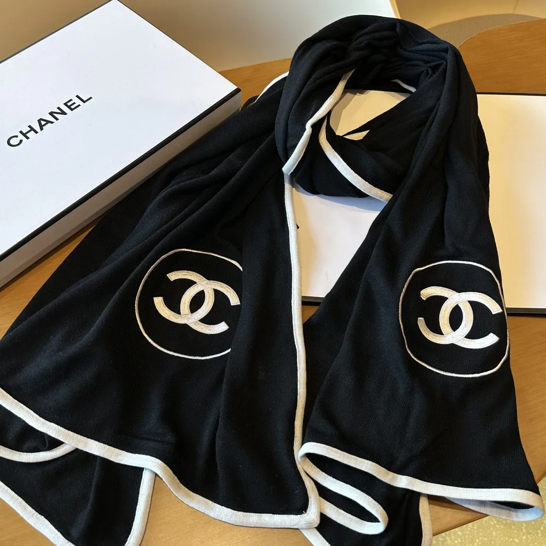 Шарфы Chanel 11152037