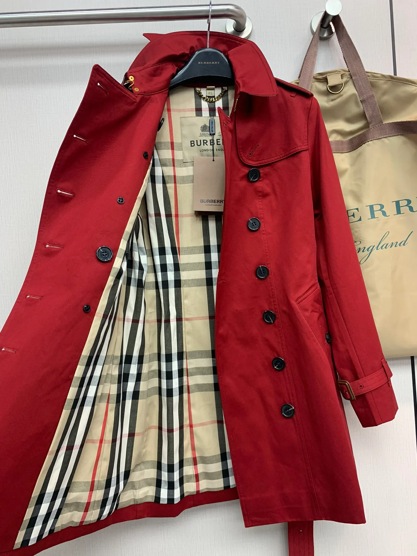 Тренчи Женские Burberry 19078427