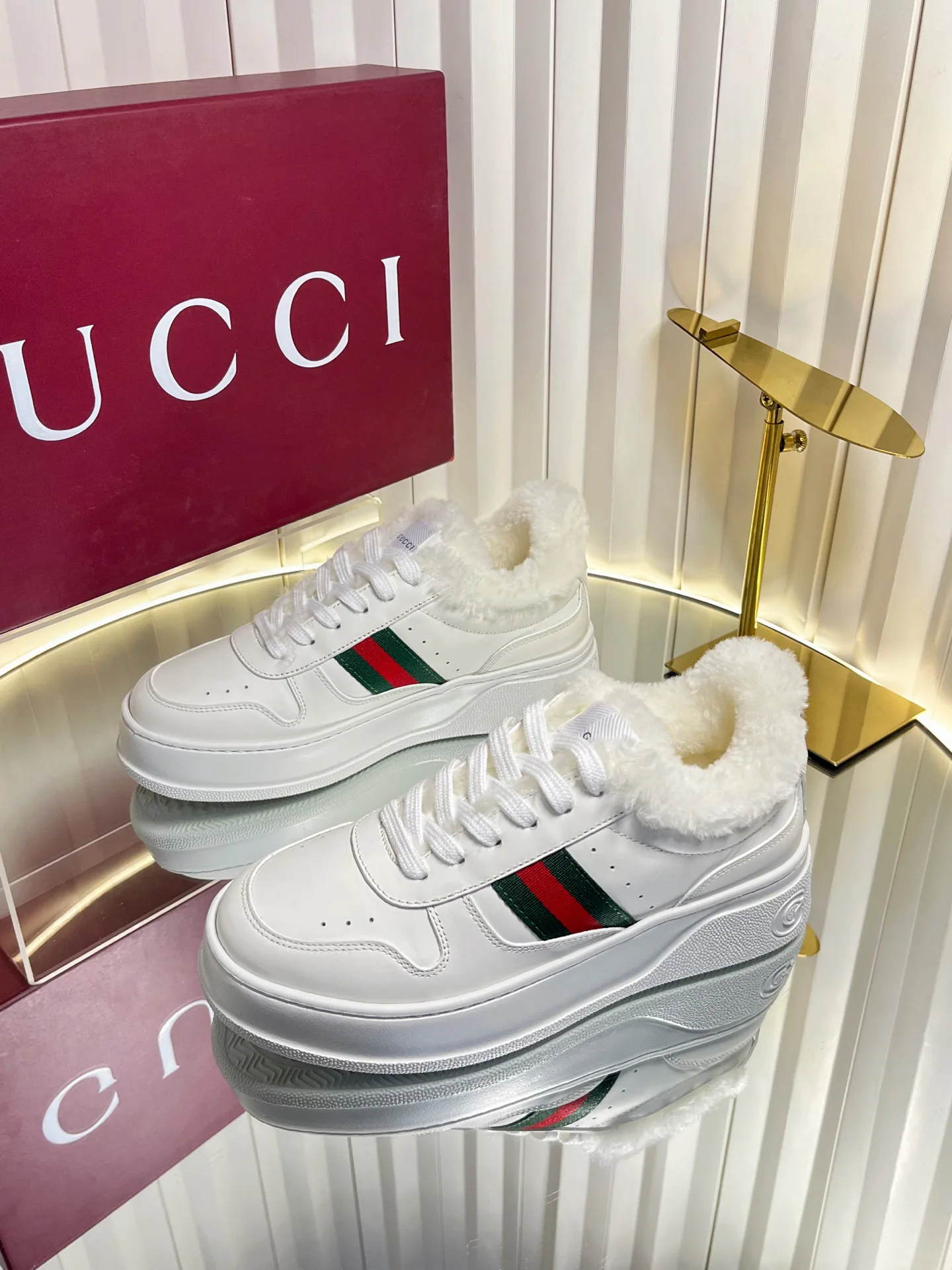 Кеды Женские Gucci 415627