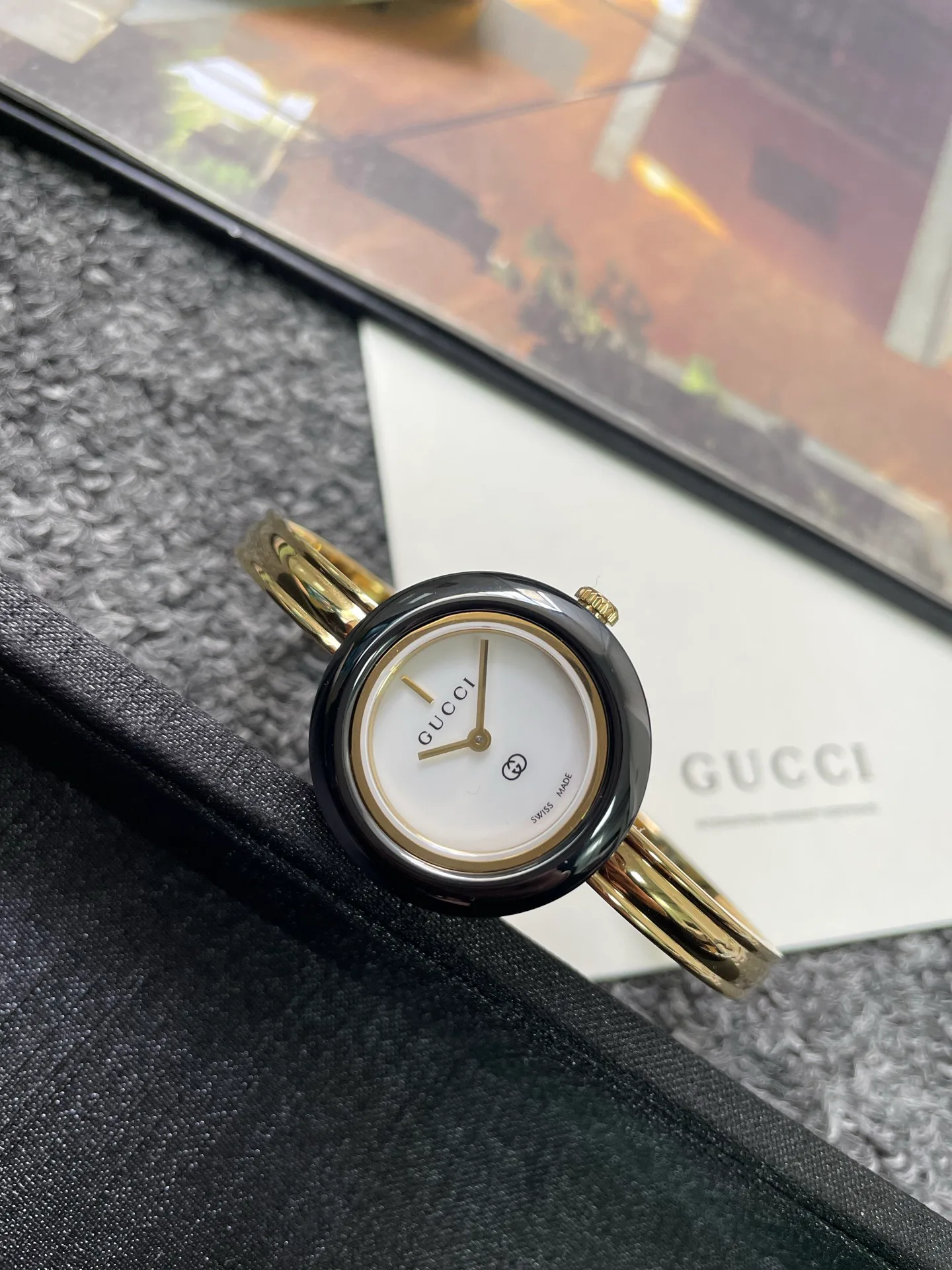 Часы Женские Gucci 798080