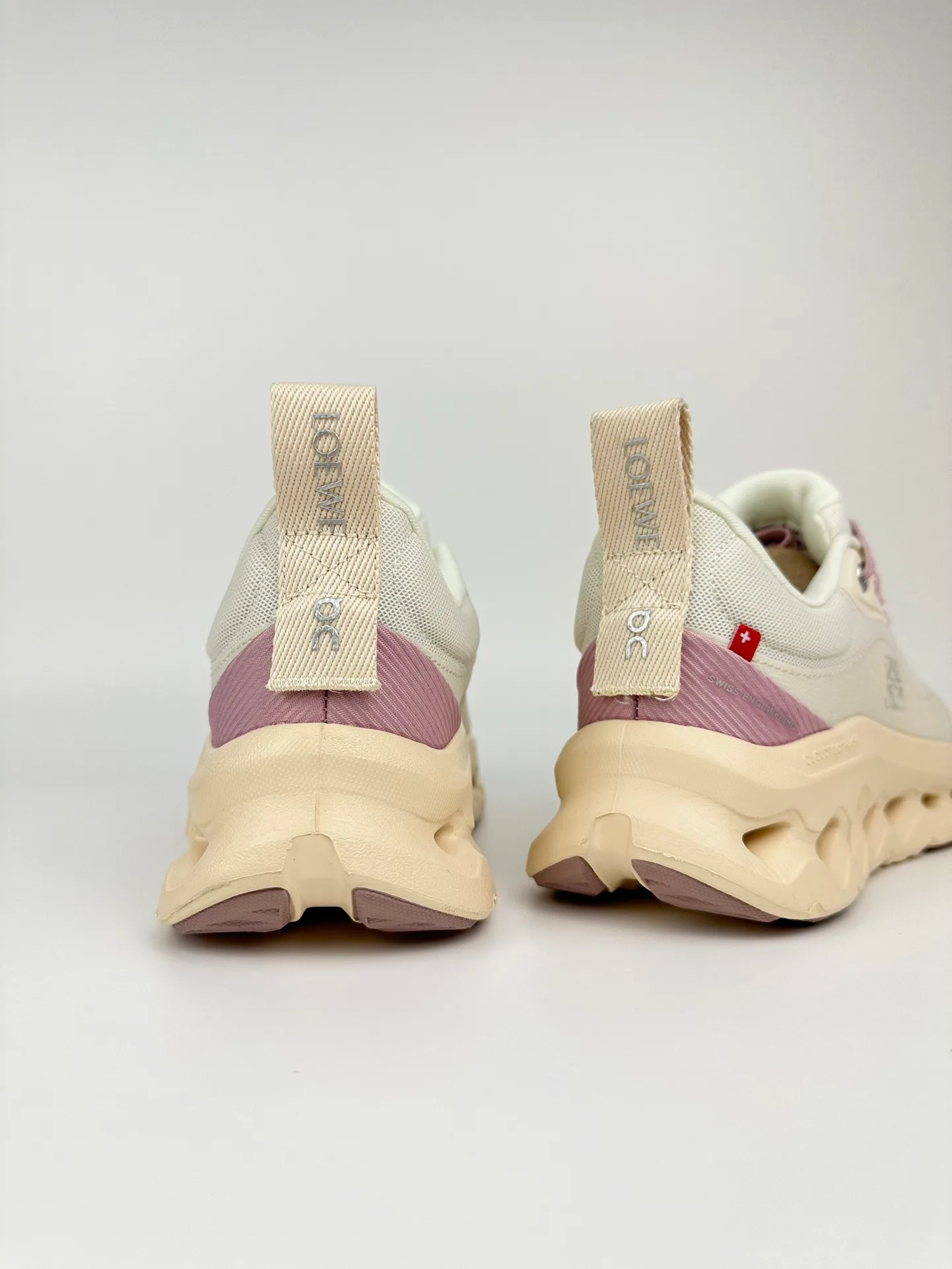 Кроссовки Женские Loewe 24831