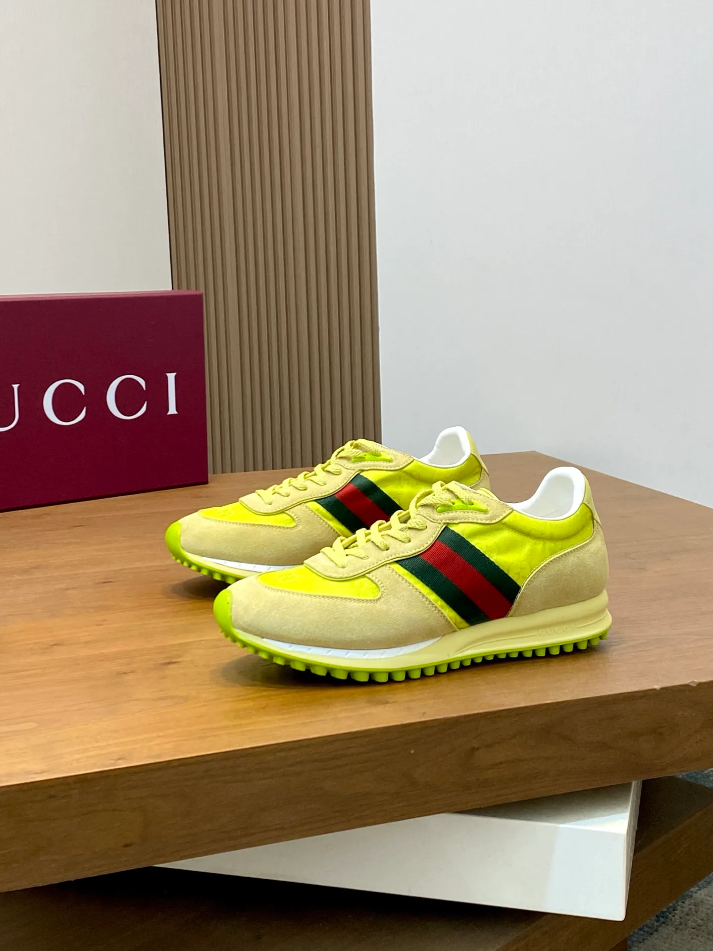 Кроссовки Мужские Gucci 13182408