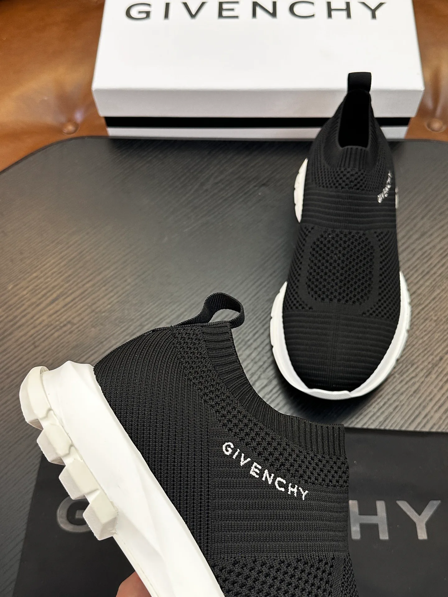 Кеды Женские Givenchy 11710520
