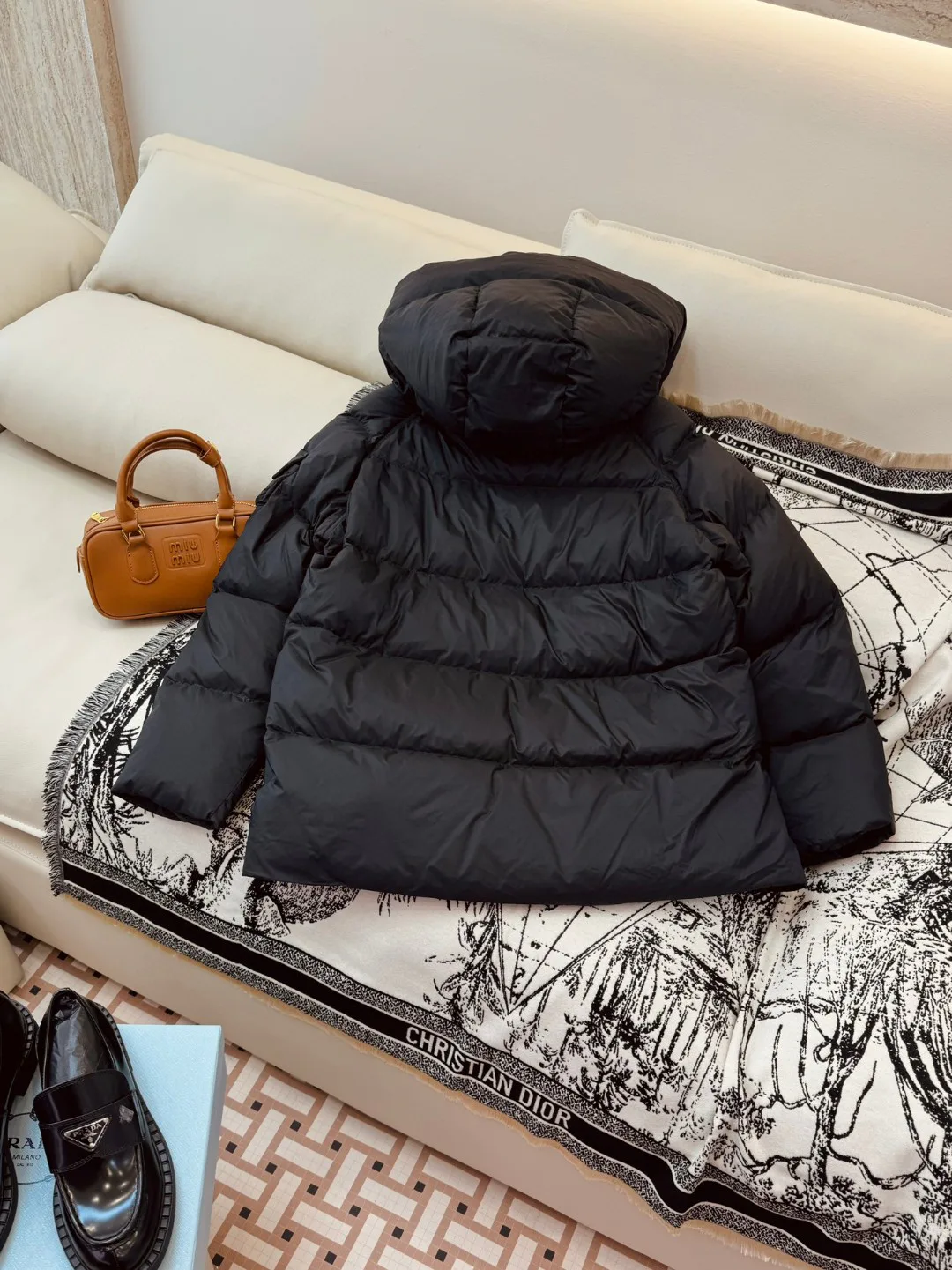 Куртки И Пуховики Женские Prada 17910125