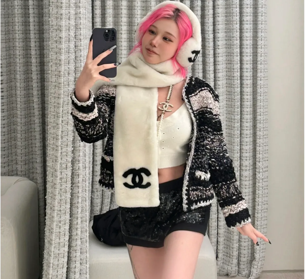 Шарфы Chanel 18347703