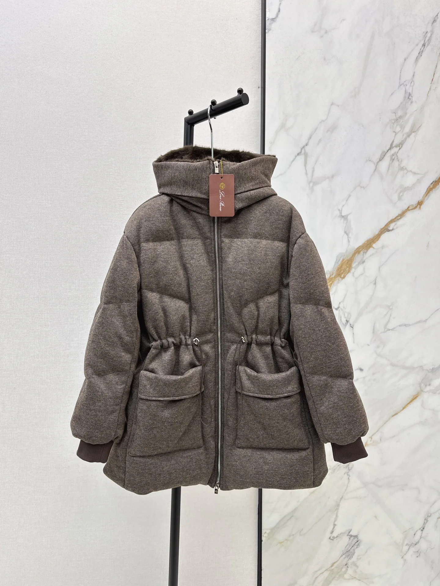 Куртки И Пуховики Женские Loro Piana 952203