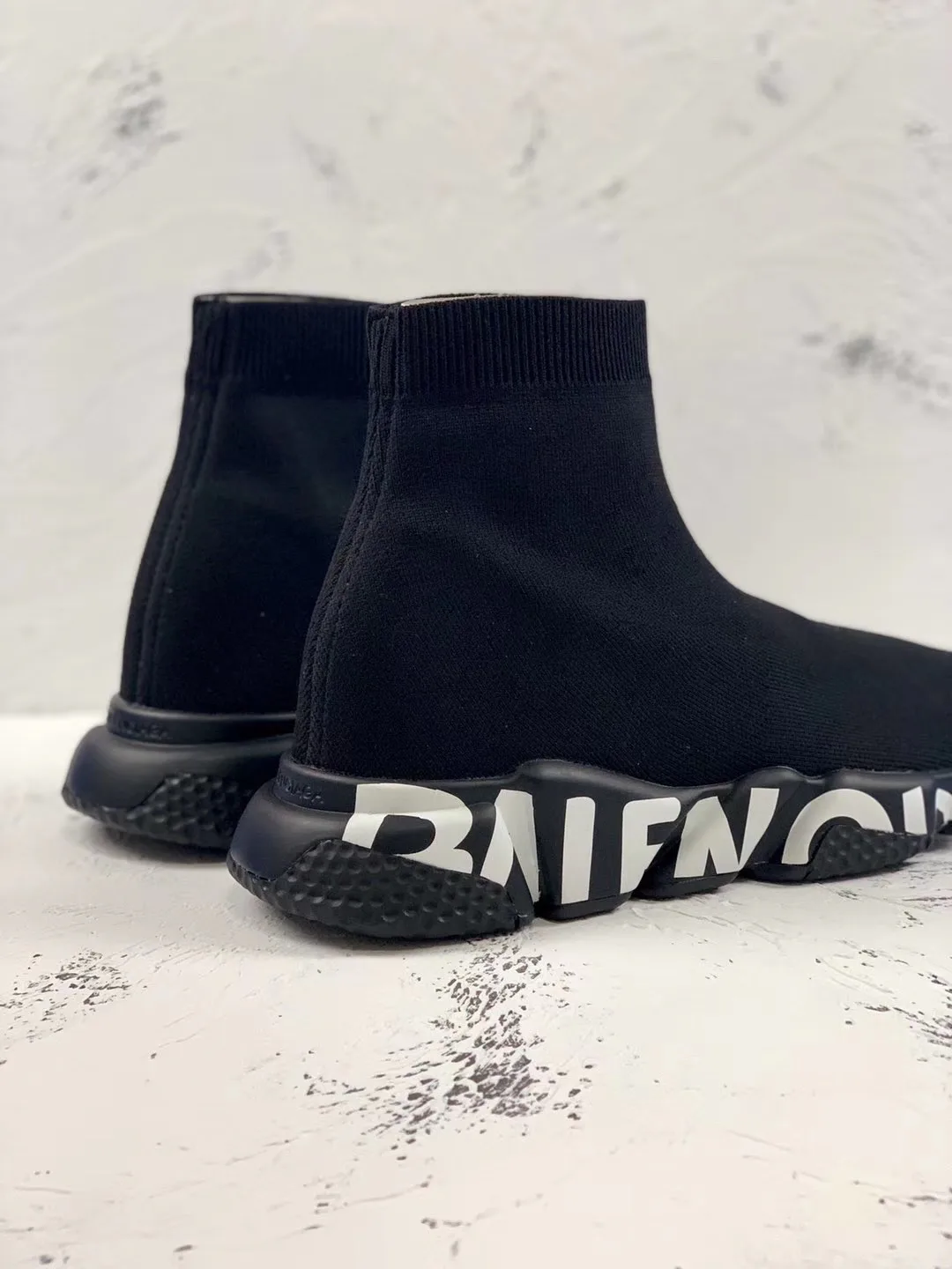 Кроссовки Женские Balenciaga 11619385