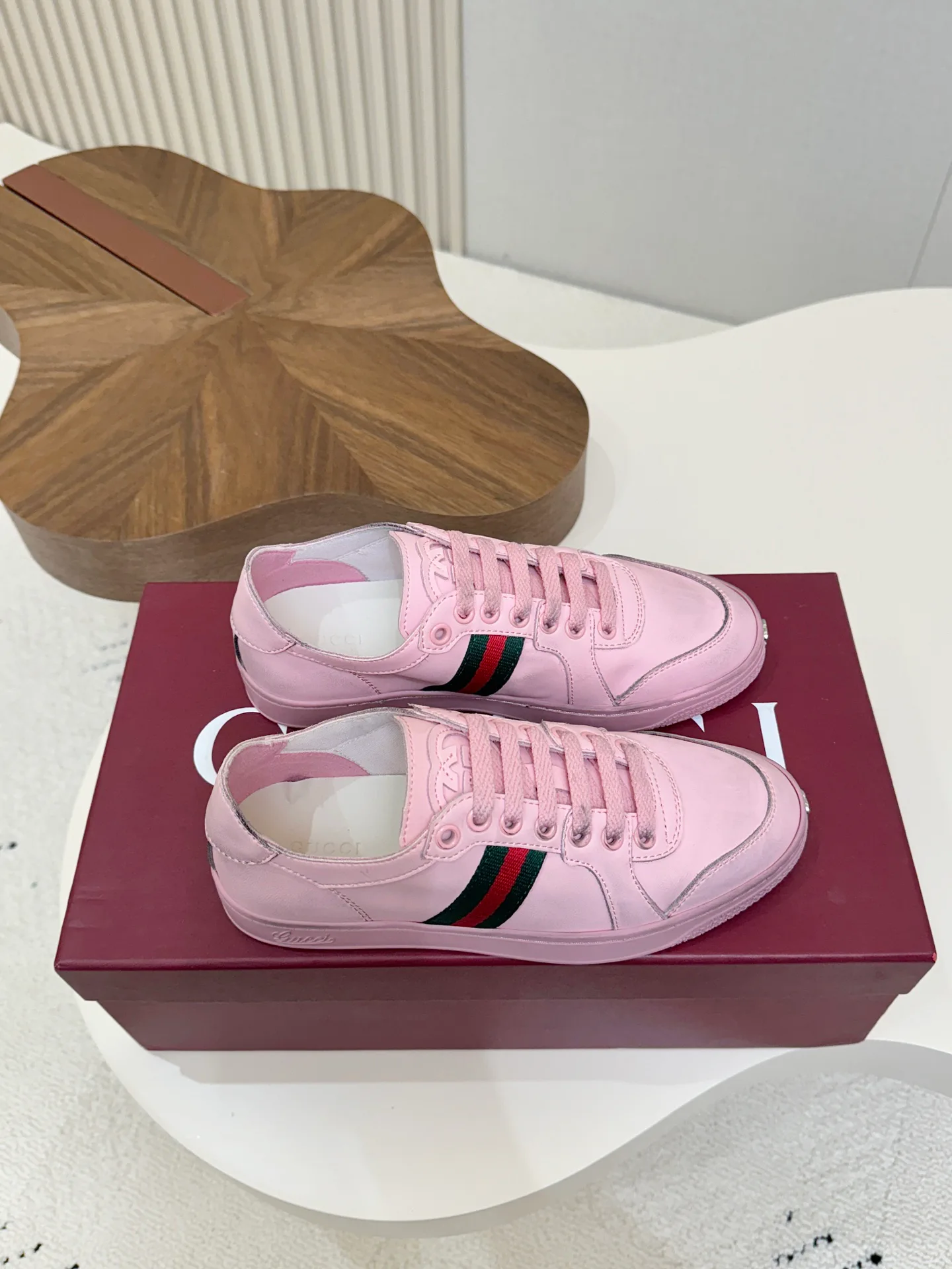 Кроссовки Женские Gucci 17571665
