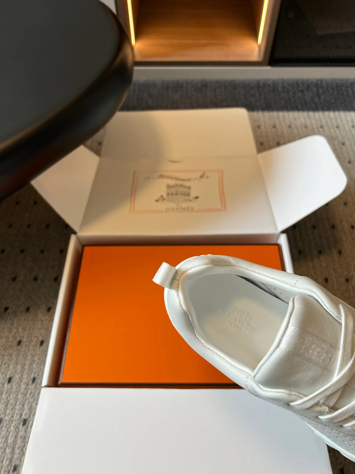 Кроссовки Женские Hermes 17625156