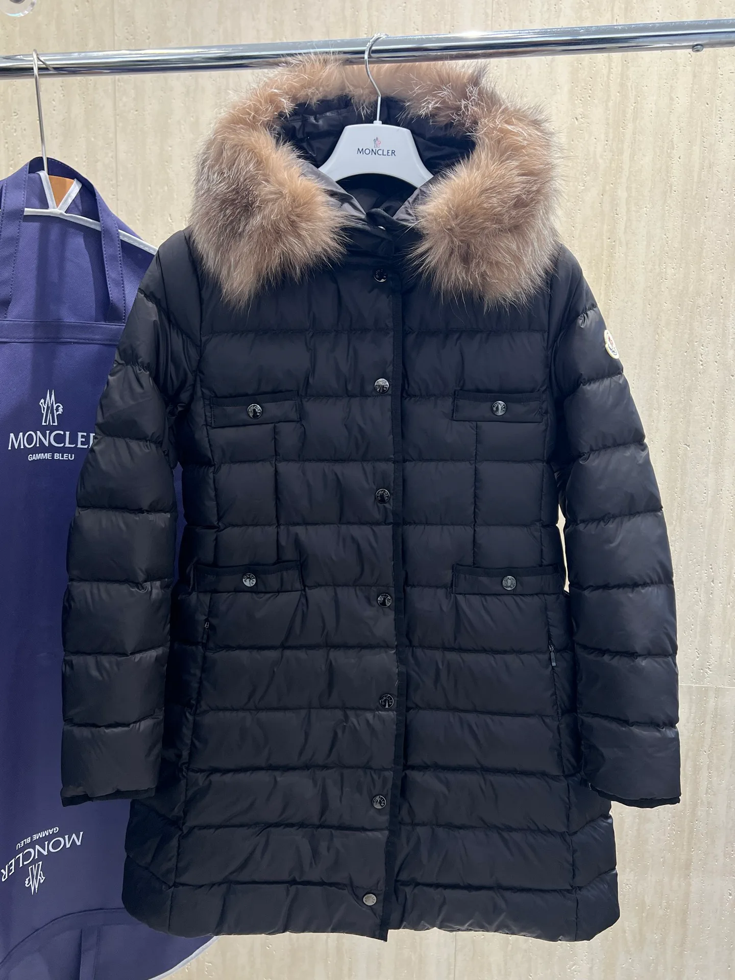 Куртки И Пуховики Женские Moncler 18723419