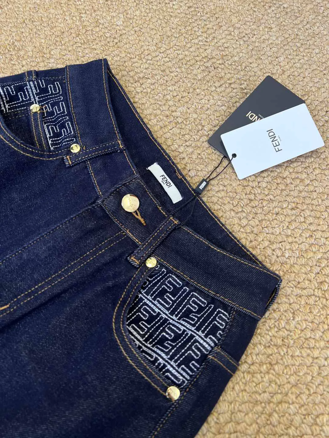 Джинсы Женские Fendi 861039