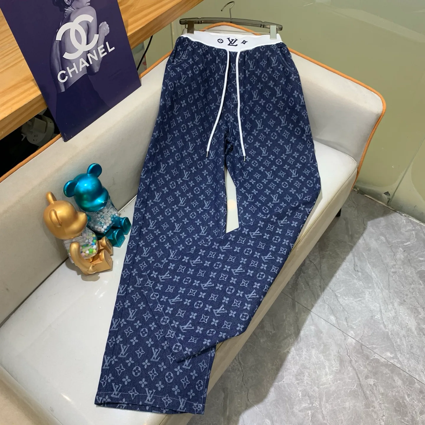 Брюки Женские Louis Vuitton 18141254