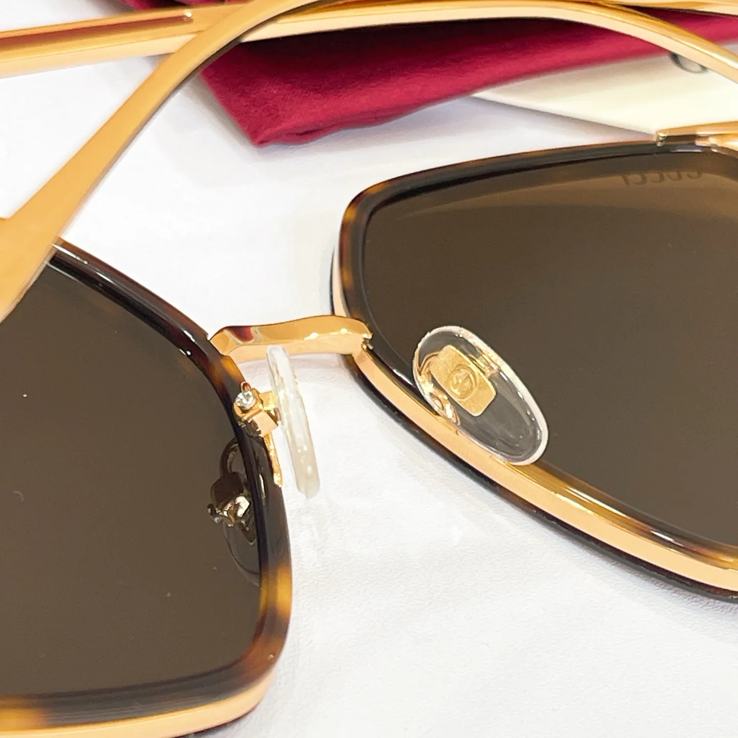 Очки Gucci 17381276